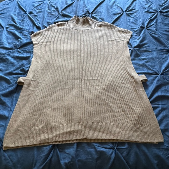 Banana Republic Camel Knit Sweater Poncho - Picture 1 of 3